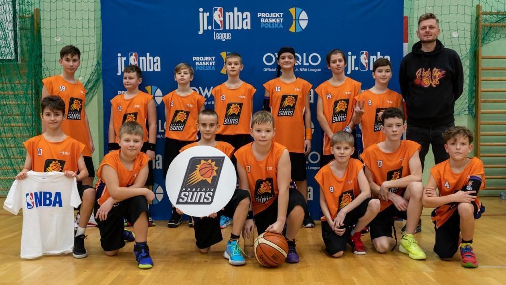 Rudzka drużyna występuje w barwach Phoenix Suns